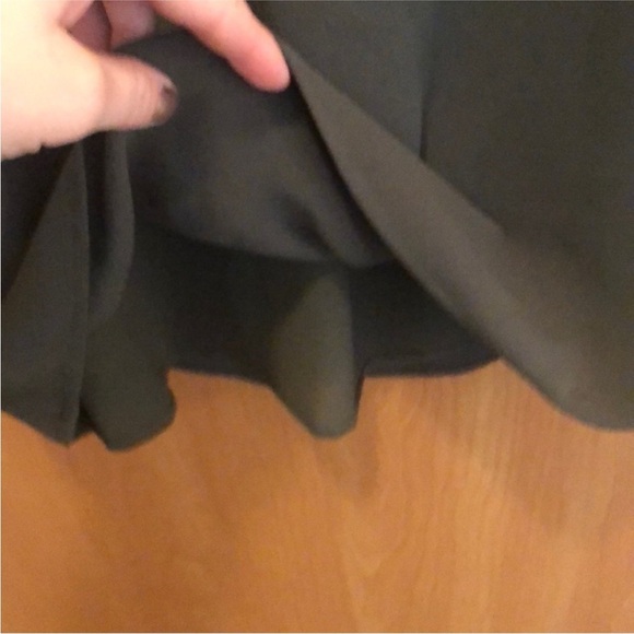 New with tags Michael Kors gold chain lace front hunter green dress Size medium. - Picture 8 of 9